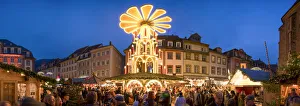 Jan Christopher Becke Prints: Christmas market on the market square in Heidelberg, Baden-WAorttemberg, Germany