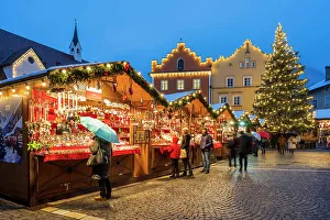 Christmas market, Sterzing-Vipiteno, South Tyrol, Italy