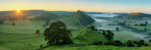 Images Dated 24th August 2023: Chrome Hill & Parkhouse Hill at Sunrise, Peak District National Park, Derbyshire, England