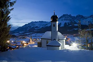 Tirol Gallery: Church & Ellmau ski resort, Ski Welt area, Wilder Kaiser mountains beyond, Tirol, Austria