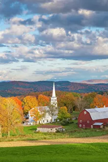 Images Dated 21st October 2022: Church and red barn, Peacham, Vermont, USA