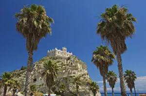Images Dated 4th March 2014: Church Santa Maria dell´Isola, Tropea, Calabria, Italy