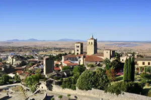Extremadura Collection: The Church of Santa Maria la Mayor with its two towers, dating back to the 15th century