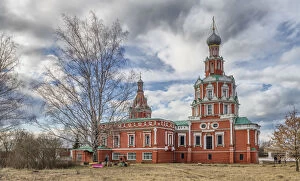 Images Dated 24th March 2016: Church of Smolensk icon of Holy Virgin (1690s), Sofrino, Moscow region, Russia