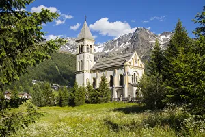 The church of Solda during summer. Solda, Bolzano, Trentino Alto Adige, Italy