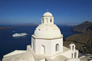 Images Dated 23rd January 2014: Church in Thira, Santorini, Cyclades, Greece