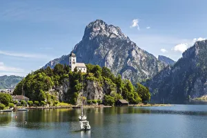 Images Dated 14th October 2013: Church; Traunkirchen; Traunsee lake; Upper Austria; Austria