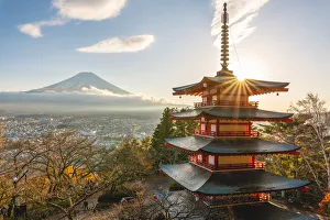 Chureito Pagoda with Mt Fuji, Fujiyoshida, Yamanashi prefecture, Japan