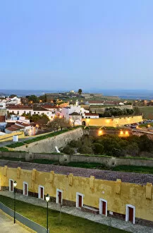 Images Dated 23rd February 2017: The city of Elvas and his 17th century fortifications at dusk, the biggest city bulwark
