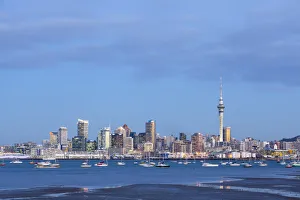 City skyline & Waitemata Harbour, Auckland, Northland, North Island, New Zealand