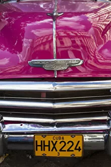 Images Dated 1st February 2013: Classic American Car (Chevrolet), Havana, Cuba