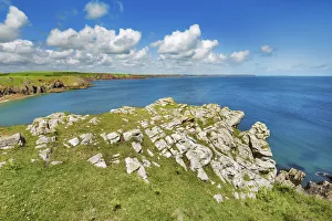 Rock Cliff Prints: Cliff landscape at Barafundle Bay - United Kingdom, Wales, Pembrokeshire, Pembroke