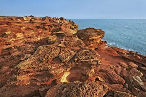 Western Australia Collection: Cliff landscape at Gantheaume Point - Australia, Western Australia, Kimberley, Broome