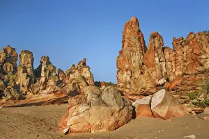 Kimberley Prints: Cliff landscape near Barn Hill Outstation - Australia, Western Australia, Kimberley