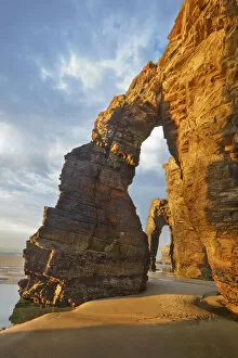 Bay Of Biscay Collection: Cliff landscape with rock arch - Spain, Galicia, Lugo, Ribadeo