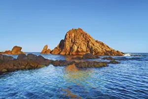 Cape Naturaliste Prints: Cliff landscape at Sugarloaf Rock - Australia, Western Australia, Southwest