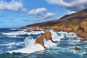 Wind Prints: Cliff landscape with wave - USA, California, Monterey, Big Sur, Garrapata State Park