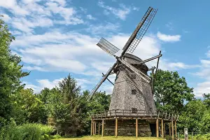 Cloppenburg Museum Village: Cap windmill from Bokel near Cappeln (Cloppenburg district), built in 1764, Emsland, Lower Saxony, Germany