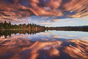 Cloud Gallery: Cloud mood at foehn - Germany, Bavaria, Upper Bavaria, Bad Tolz-Wolfratshausen, Kirchsee