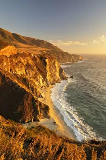 Northern California Collection: Coastal Landscape near Bixby Creek Bridge, Monterey, Big Sur, California, USA
