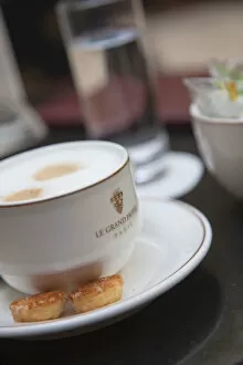 Wealth Gallery: Coffee in the Grand Hotel (Paris Le Grand), Rue Scribe, Paris, France