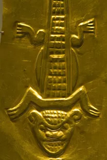 Images Dated 11th February 2010: Colombia, Bogota, Gold musuem, Museo Del Oro, Gold artifact