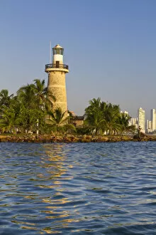 Images Dated 15th March 2010: Colombia, Bolivar, Cartagena De Indias, Lighthouse at Castillogrande