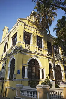 Images Dated 30th January 2012: Colonial architecture on Shamian Island, Guangzhou, Guangdong, China