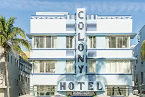 Art Deco Prints: Colony Hotel, Art Deco facade on Ocean Drive, South Beach, Miami, Florida, USA