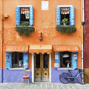 Images Dated 21st October 2014: Colourful Shop & Bike, Burano, Venice, Italy