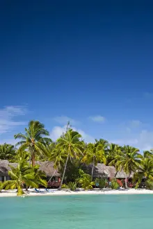 Aitutaki Prints: Cook Islands, Aitutaki Atoll, Smal Beach Resort on the Lagoon