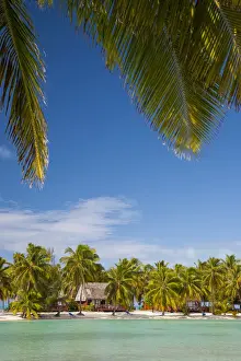 Cook Islands, Aitutaki Atoll, Smal Beach Resort on the Lagoon