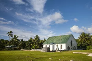 Cook Islands Gallery: Cook Islands, Rarotonga, small church in the countryside