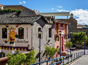 Images Dated 9th October 2018: Corazon de la Manzana, Otavalo, Imbabura Province, Ecuador