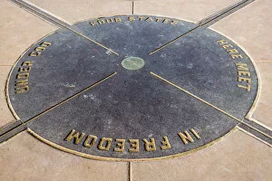 Images Dated 6th February 2015: Four Corners Monument marks the quadripoint where the boundaries of the four US states