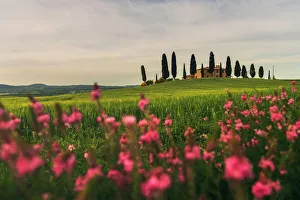 Dorcia Prints: Countryhouse near Pienza during a cloudy sunset in spring, Val d Orcia, Tuscany