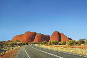 Northern Territory Gallery: Countryside street to the Olgas - Australia, Northern Territory