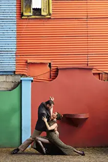 Porteno Prints: A couple of Professional Tango dancers in the colorful Caminito de la Boca