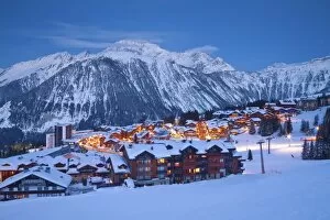Images Dated 16th February 2009: Courchevel 1850 ski resort in the Three Valleys, Les Trois Vallees, Savoie