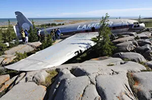 Images Dated 13th May 2014: Crashed plane Miss Piggy near Churchill, Hudson Bay, Manitoba, Canada