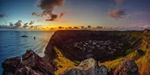 Rapanui Collection: Crater of Rano Kau Volcano at sunset, Easter Island, Chile