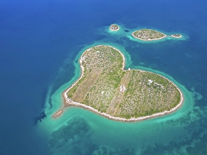 Adriatic Sea Prints: Croatia, Adriatic sea, Galesnjak island
