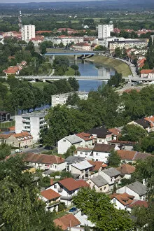 Images Dated 4th March 2008: Croatia, Banija, Kordun Region, KARLOVAC, KARLOVAC city view from the Dubovac midieval