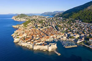 Former Yugoslavia Prints: Croatia, Dubrovnik, Aerial view of the old town