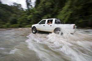Water Fall Gallery: Cross country driving in the Crocker Range of Sabah