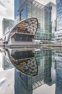 Canary Wharf Prints: Crossrail station, Canary Wharf, London, England, UK
