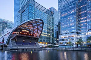 Images Dated 15th May 2018: Crossrail station, Canary Wharf, Docklands, London, England, UK