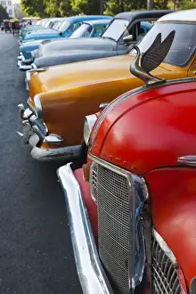 Automobiles Prints: Cuba, Havana, Central Havana, Parque de la Fraternidad, old 1950s-era US cars