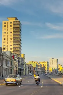 Cuba, Havana, The Malecon, Classic 1950s American Cars