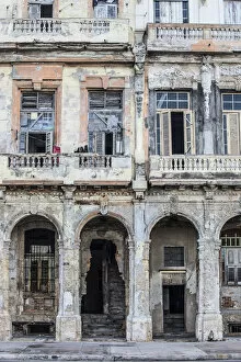 Republic Gallery: Cuba, Havana, Old historical builings on the Malecon